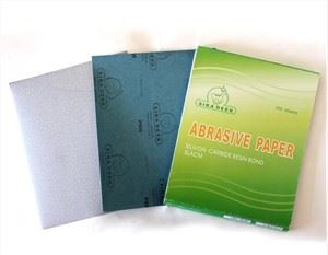Arkusz suchego papieru ściernego powlekanego stearynianem